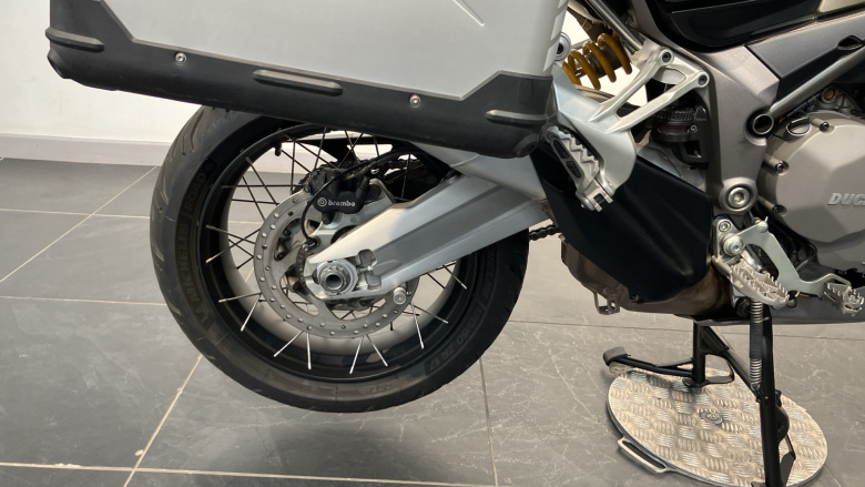 Ducati Multistrada 1200 Enduro Red